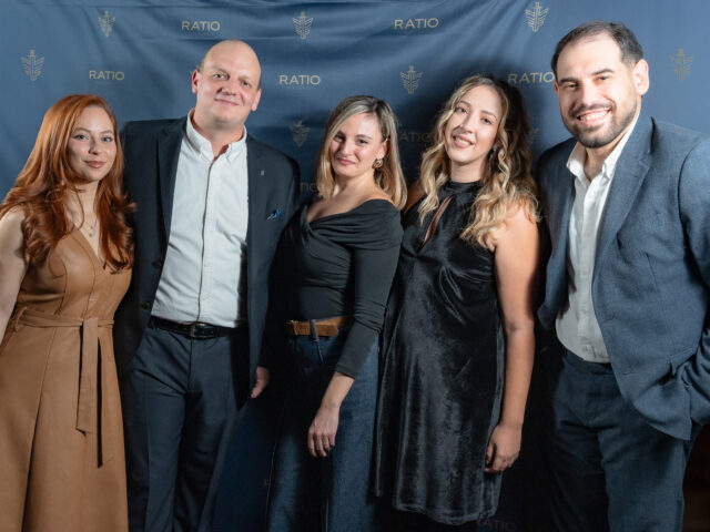 Γιορτάζοντας 8 χρόνια μαζί